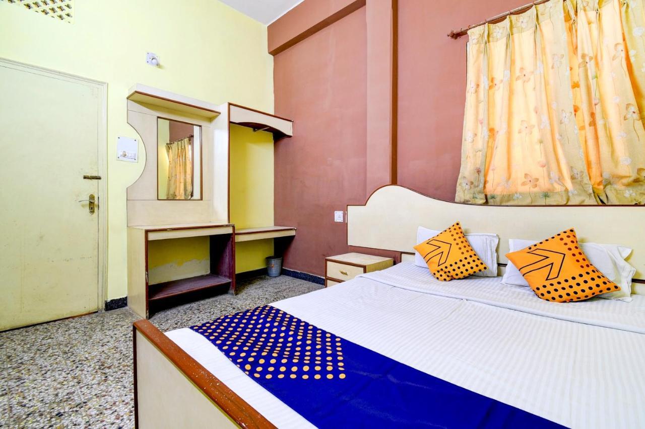 Spot On 80135 Gopala Residency Hotel Dibrugarh Exterior photo